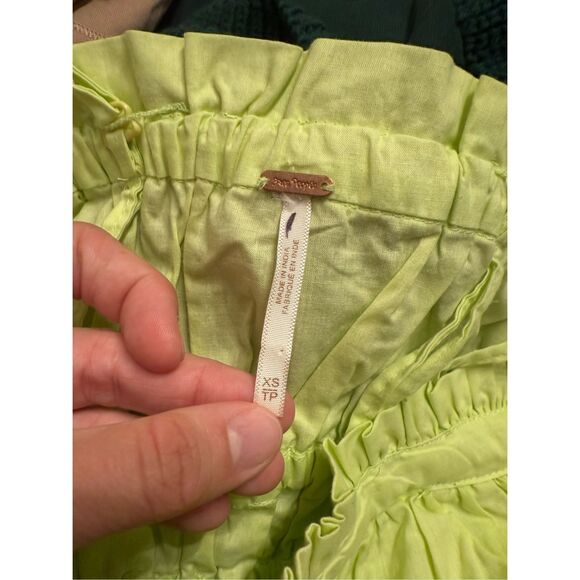 Free People Light Green Oversized Gabby Sleeveless Tube Cropped Tank Top Size XS - Picture 3 of 4